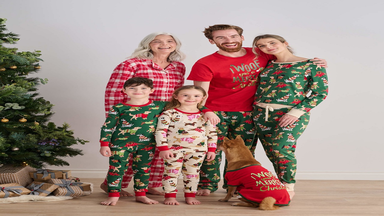 10 Reasons to Specify Personalized Grinch Christmas Pajamas for Your Family